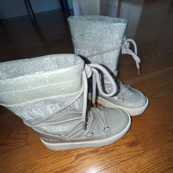 Moon Boot JR Park Boot | Silver Size 2 - Picture 6 of 6